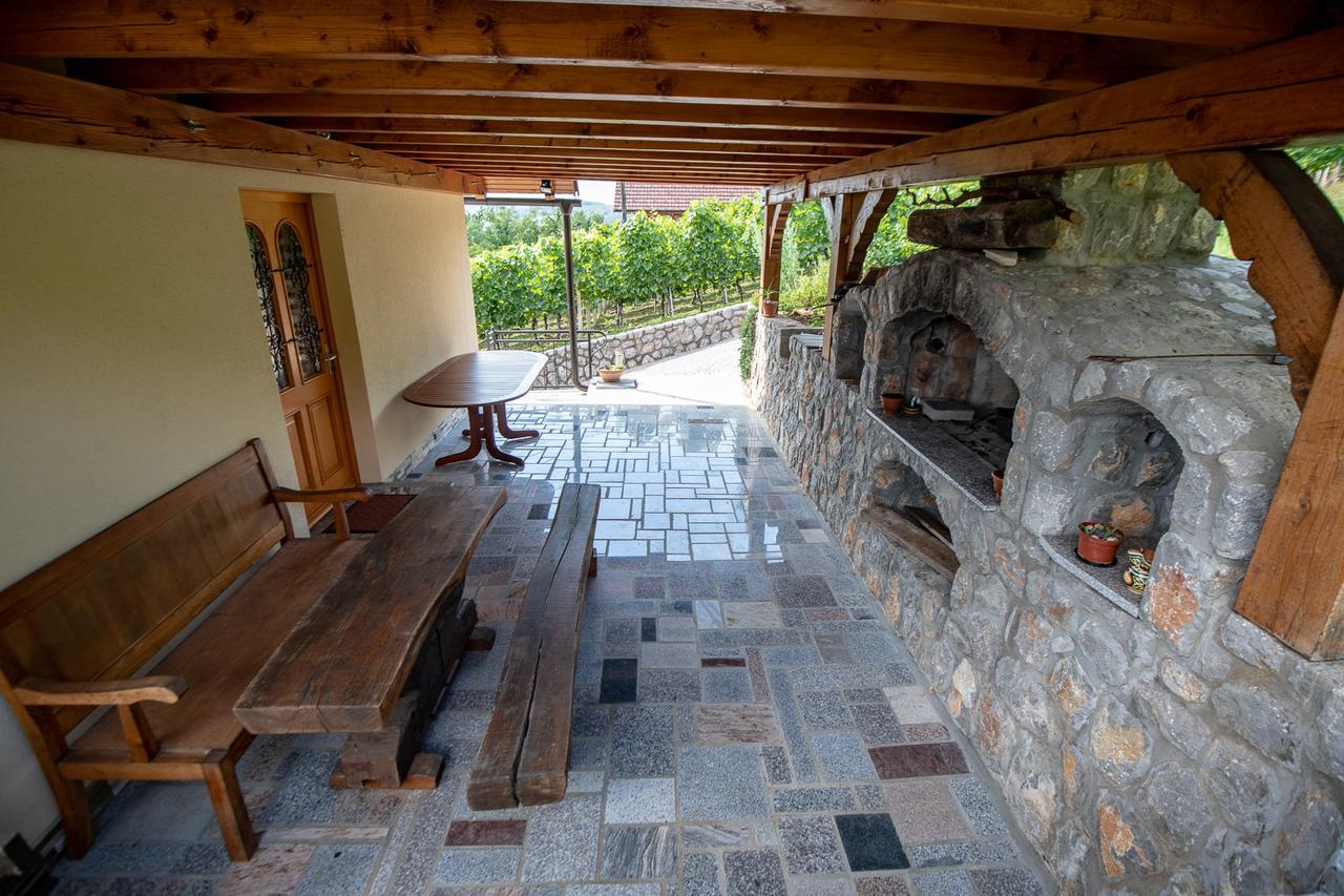 Vineyard Cottage Pod Piramido Dobrnic Zewnętrze zdjęcie